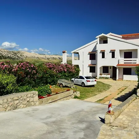 Valentic 3*